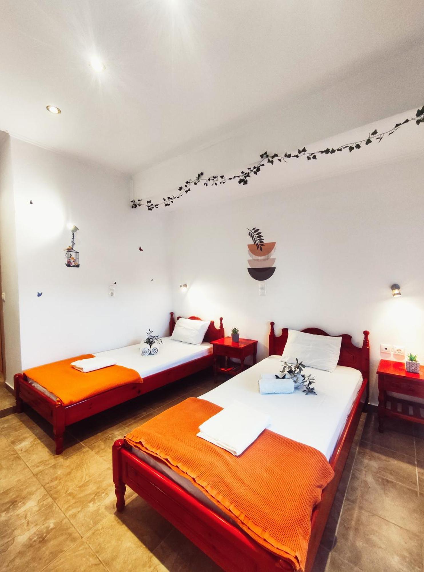 Rena'S Rooms Μελίντα Melinta Rum bild