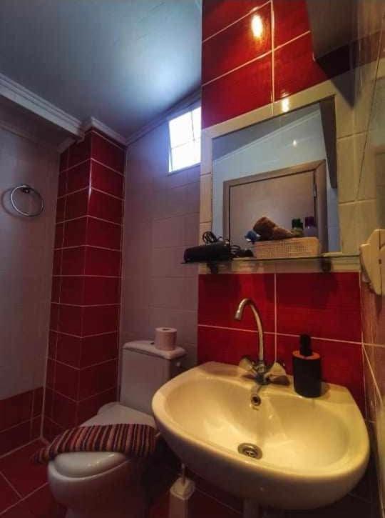 Rena'S Rooms Μελίντα Melinta Exteriör bild
